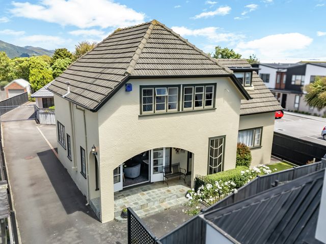 2/568 High Street Boulcott