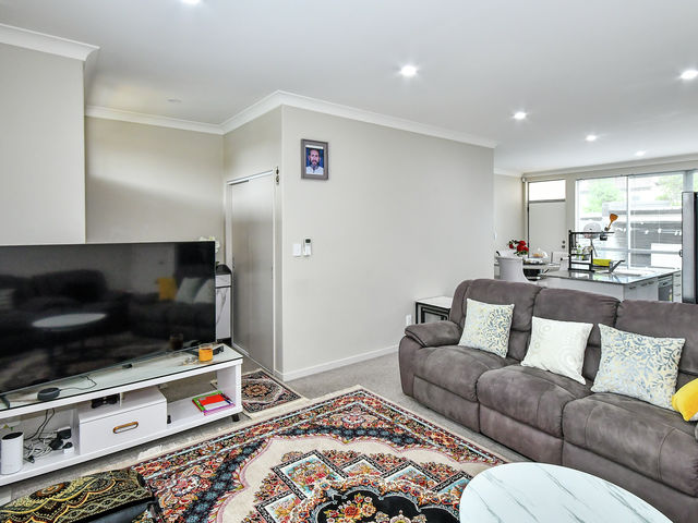 11 Manchester Drive Flat Bush