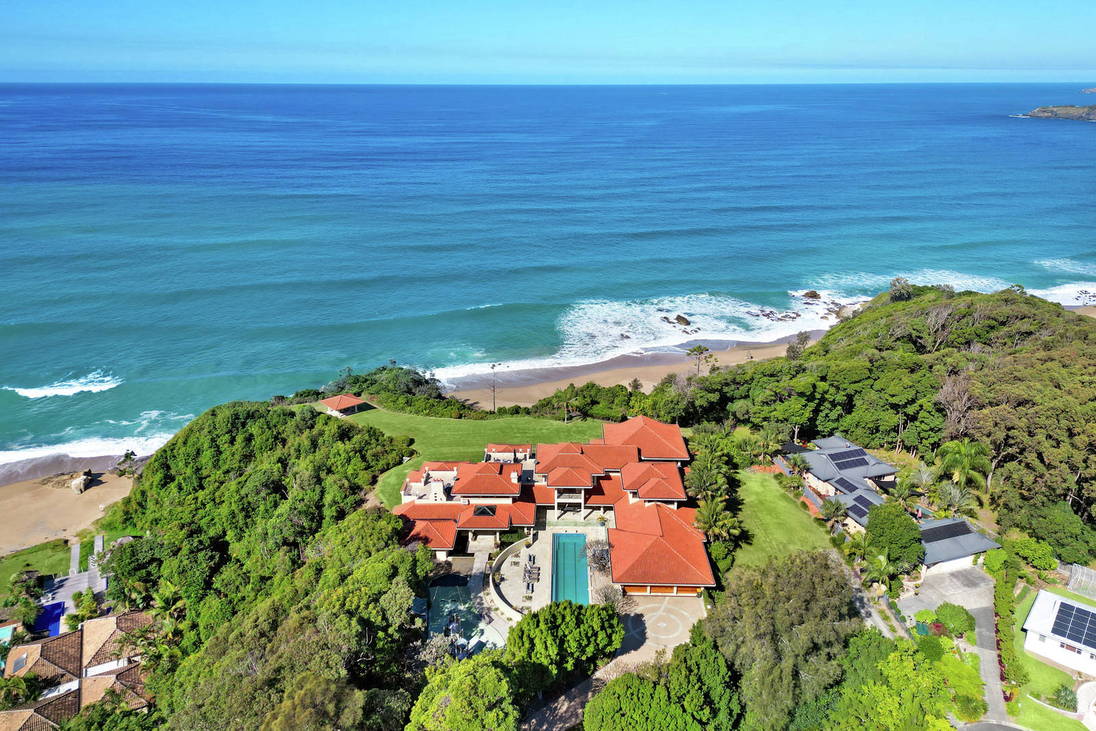 42 Coachmans Close, Sapphire Beach 15 Bed House For Sale