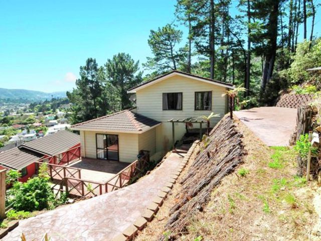 32A Dalton Grove Stokes Valley