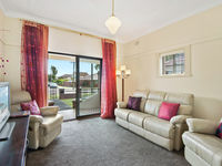 photo property thumbnail