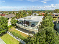 photo property thumbnail