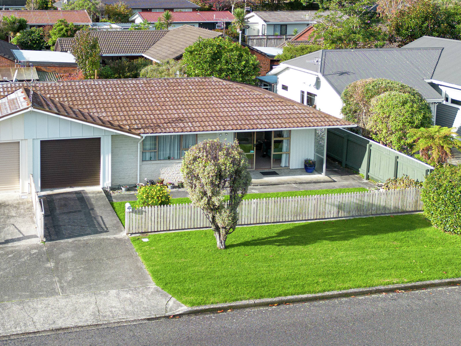 1 Koromiko Road, Waikanae 2 Bed House Private Sale
