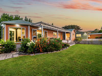 photo property thumbnail