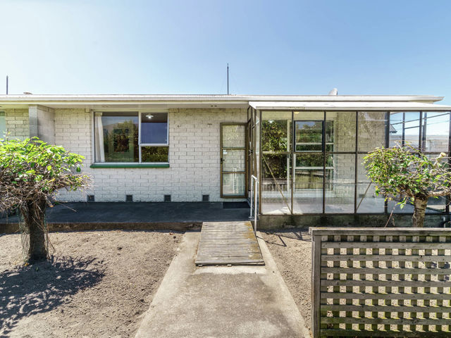 2/9 Maxwell Street Riccarton