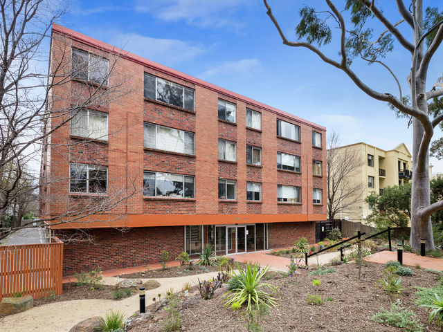 16/212 The Avenue Parkville