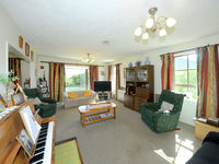 photo property thumbnail