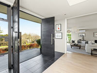 photo property thumbnail