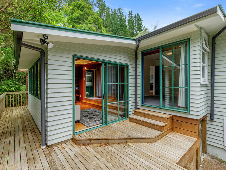 35 Wyndham Road Pinehaven