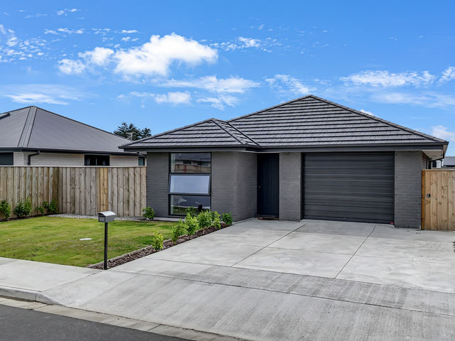 46 Chambers Avenue Woodend