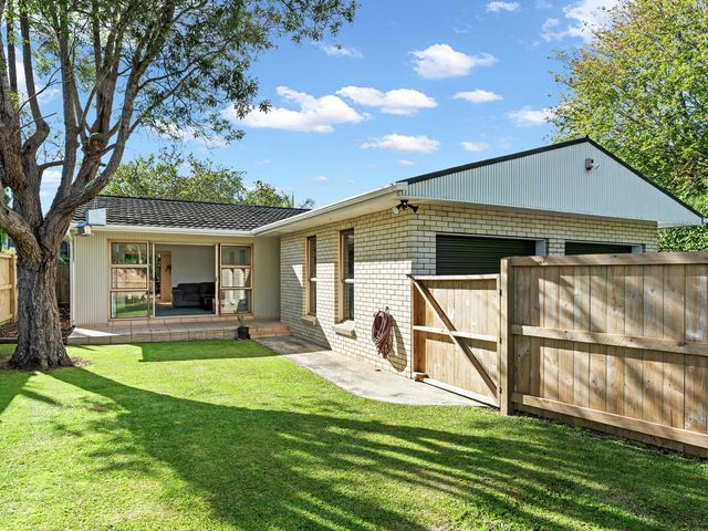 6 Fairway Drive Te Kamo