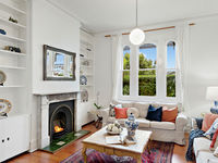photo property thumbnail