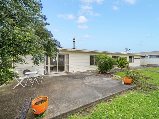 10 George Street Solway