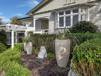 photo property thumbnail