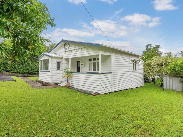 1/16 Pine Street New Lynn