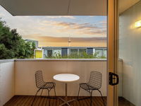 photo property thumbnail