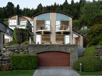 photo property thumbnail