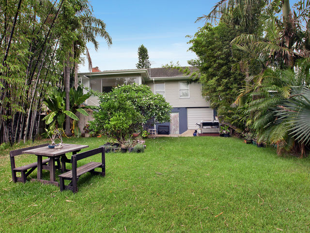 86  Queens Parade  Newport