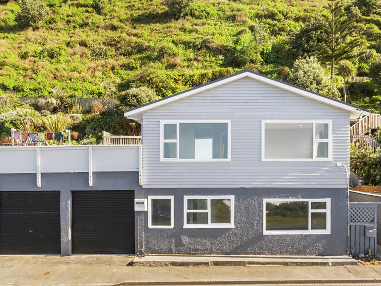 134 Owhiro Bay Parade Owhiro Bay