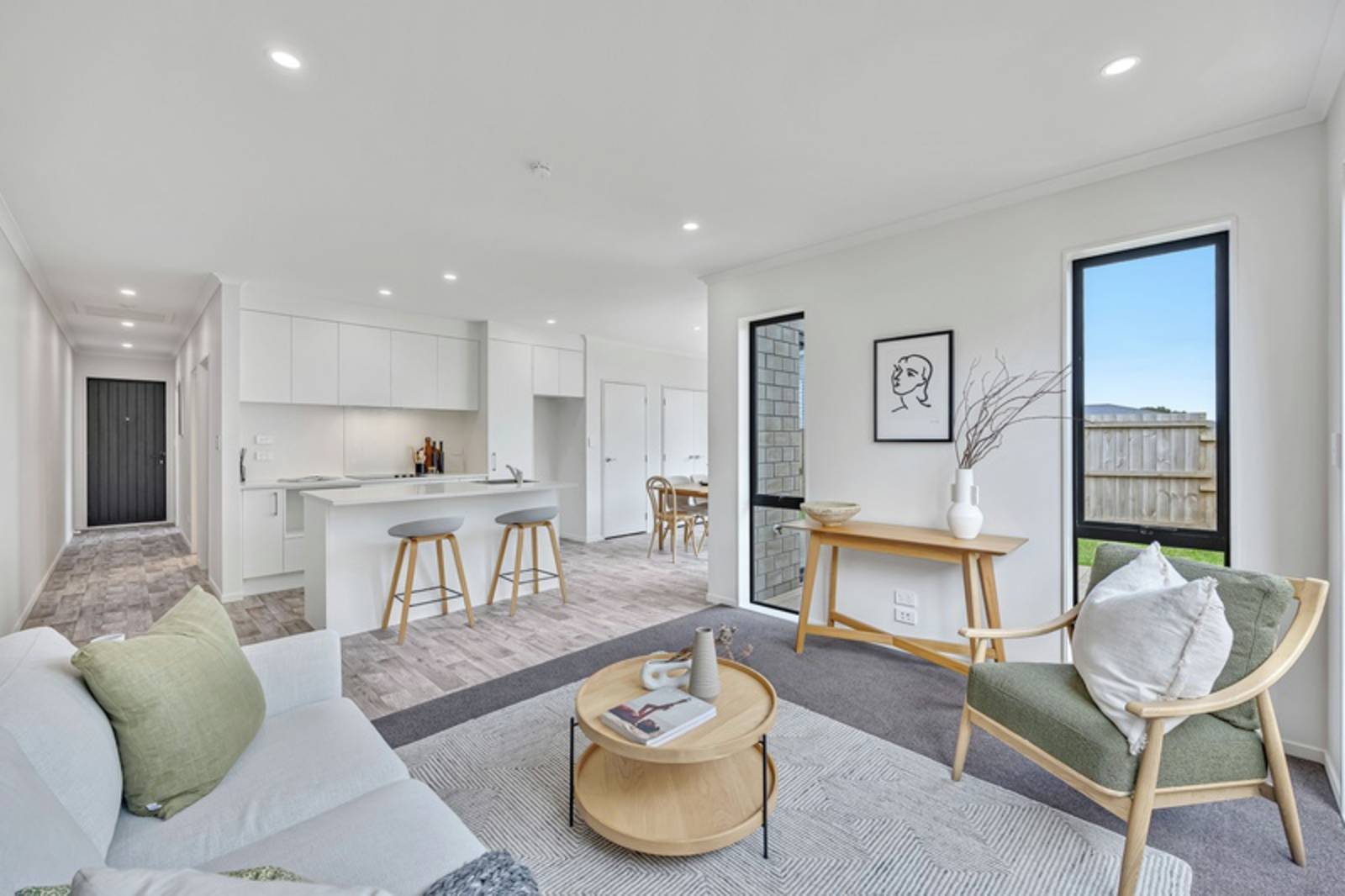 9/16 Russell Road, Manurewa 2 Bed House For Sale