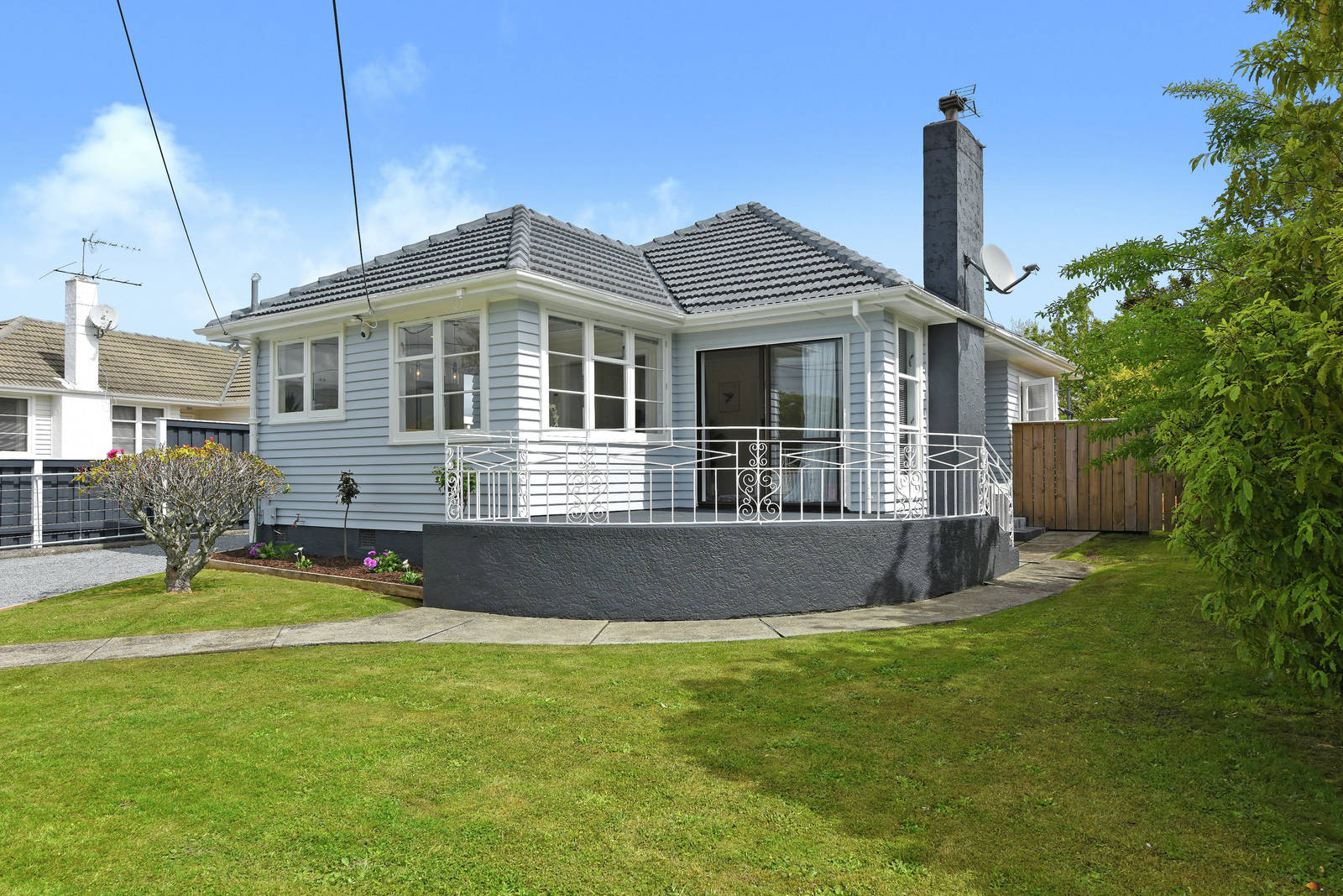 16 Thackeray Street, Trentham 2 Bed House Private Sale