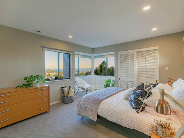 77A East Coast Road Castor Bay