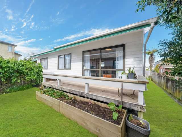 2/16 Ingram Street Papakura