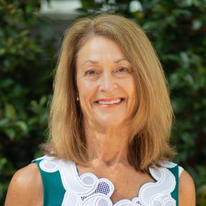 Donna  Watts