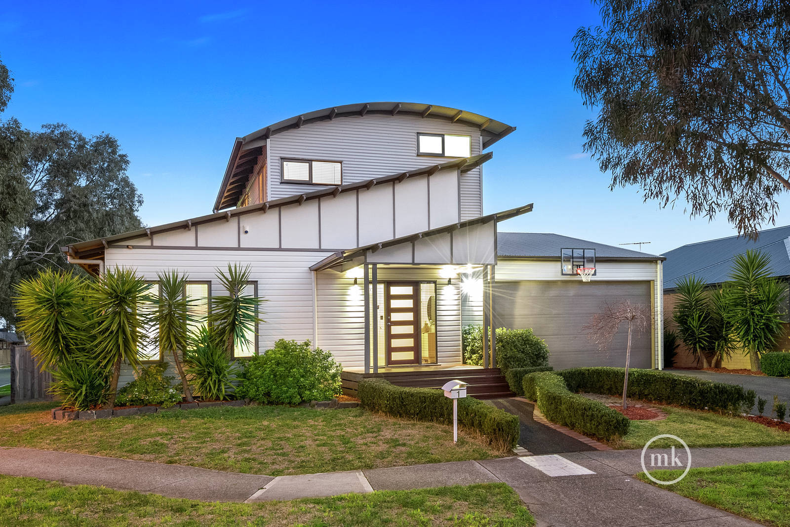 1 Gunghalin Drive, Doreen 4 Bed House Private Sale