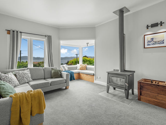 5 Manuka Terrace Eastbourne