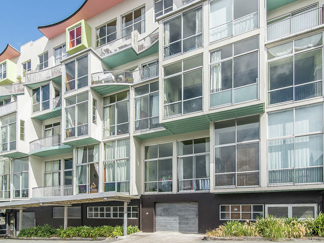 1N  51 Webb Street Mount Cook