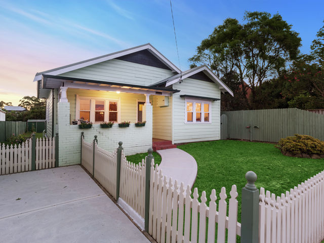 2 Thornleigh Street Thornleigh