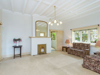 photo property thumbnail