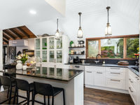 photo property thumbnail