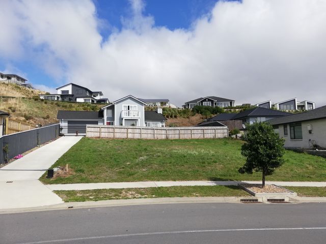 26 Margaret Shields Avenue Aotea