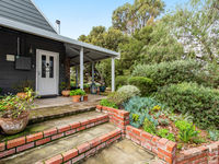 photo property thumbnail