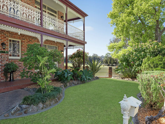 92 Phillip Road Putney