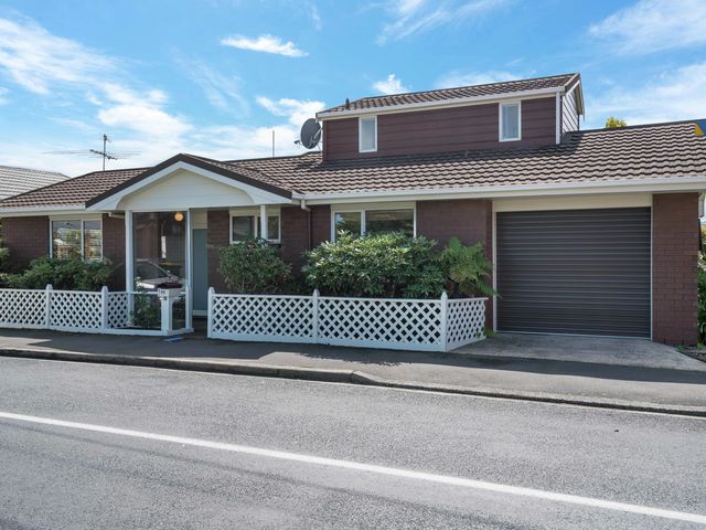 86 Bay View Road South Dunedin