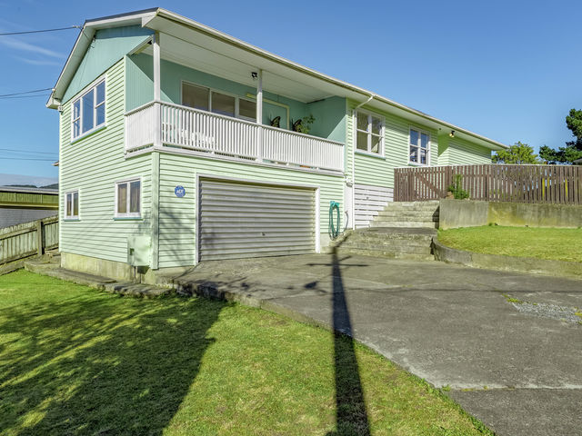 11 Pollard Street Wainuiomata