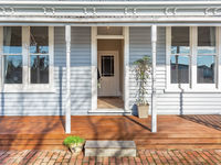 photo property thumbnail