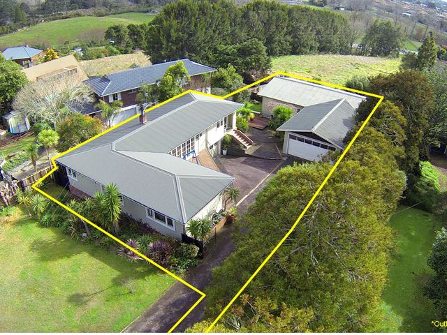 495 West Coast Road Oratia