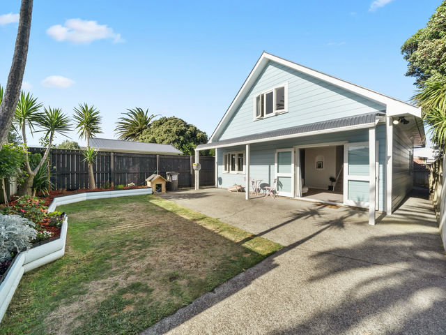 18A Bolton Street Petone