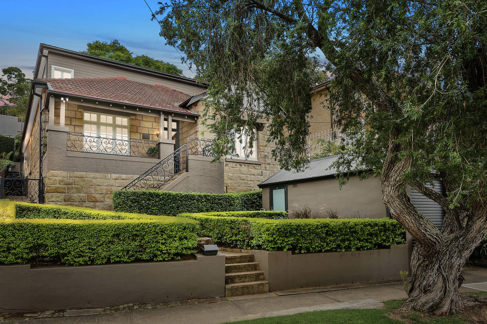 33 Banks Road, Earlwood