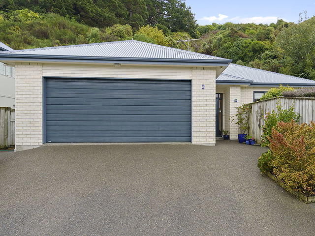 8 Chippenham Grove Churton Park