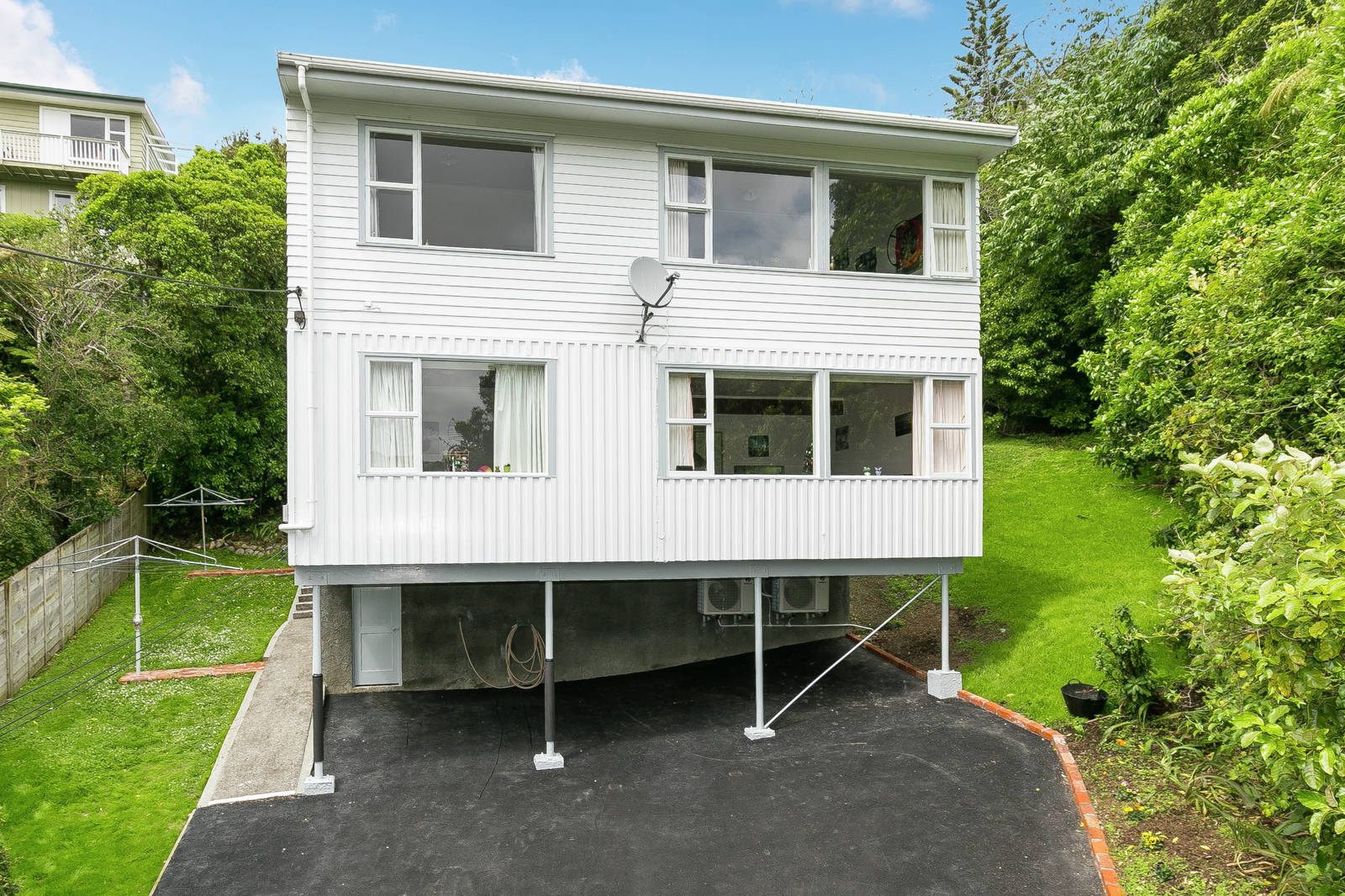 19 Collier Avenue, Karori 4 Bed House Sale by Tender