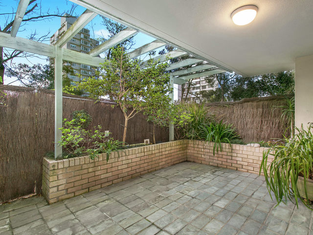 3/192 Ben Boyd Road Neutral Bay