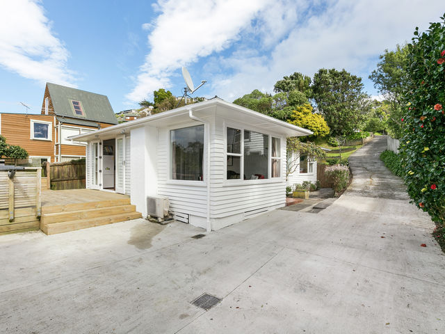 5 Winston Street Crofton Downs