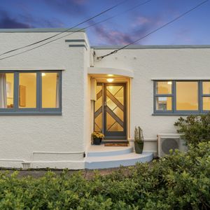 84 Cormier Pike Apt. 054 - Balgowlah heights