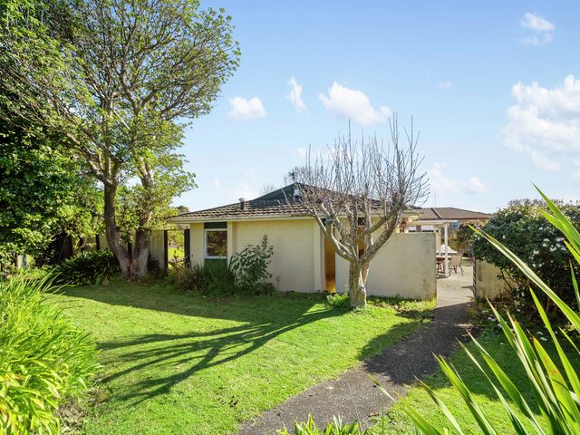 107 Muir Avenue Mangere Bridge