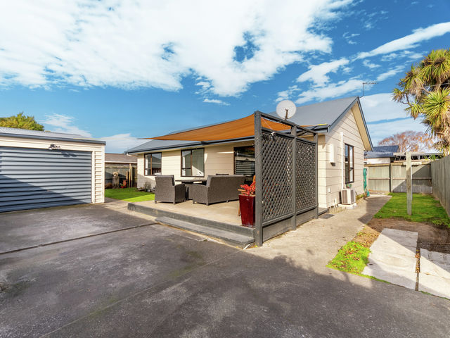 2/59 Branston Street Hornby